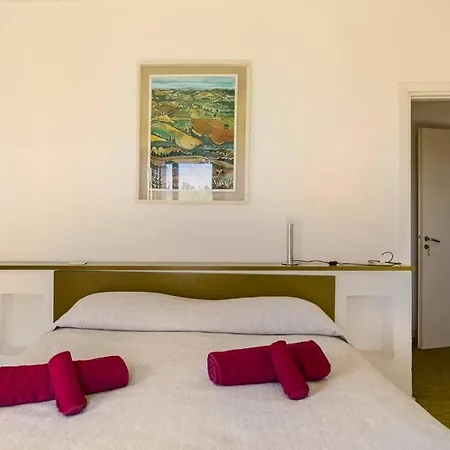 Oasi Di Mastarone - Il Vino E Le Rose Farm stay Momperone