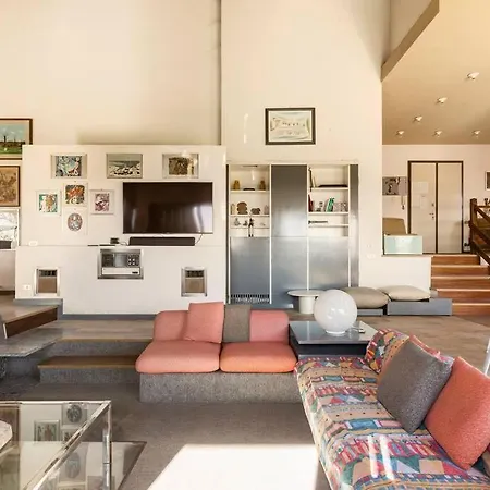 Oasi Di Mastarone - Il Vino E Le Rose * Momperone