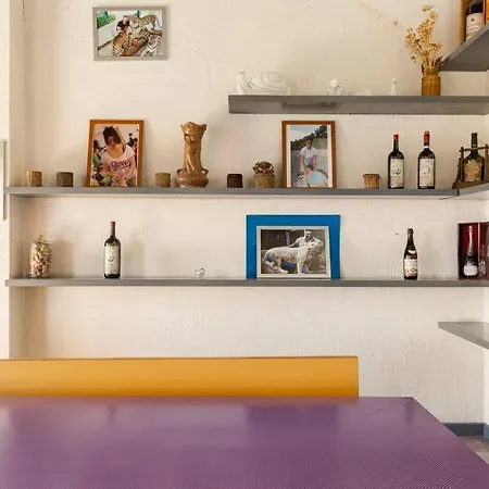 Oasi Di Mastarone - Il Vino E Le Rose *