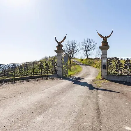 Oasi Di Mastarone - Il Vino E Le Rose * Momperone